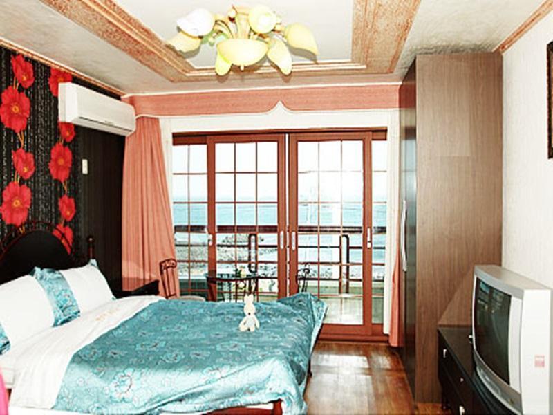 Seaside House Pension Szogüpho Kültér fotó